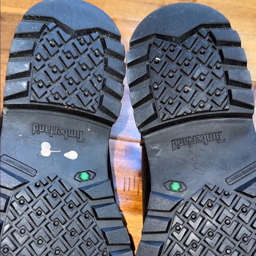 Timberland Grantly Mountain Chukka Boots - Picture 14 of 15